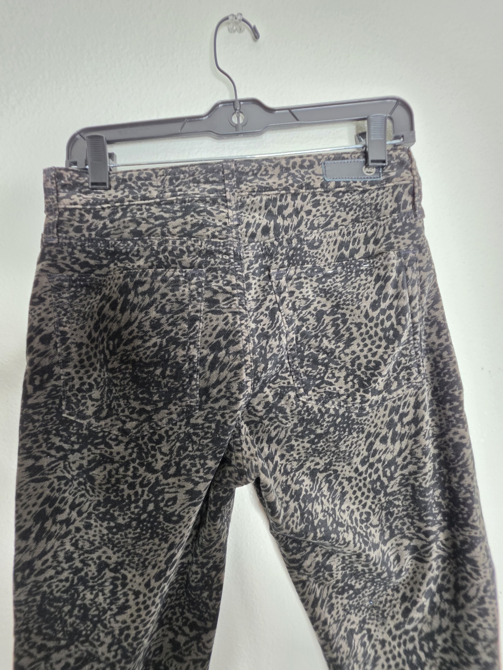 AG Adriano Goldschmied Farrah Skinny Ankle Leopard Velvet Size 28 - Picture 11 of 13